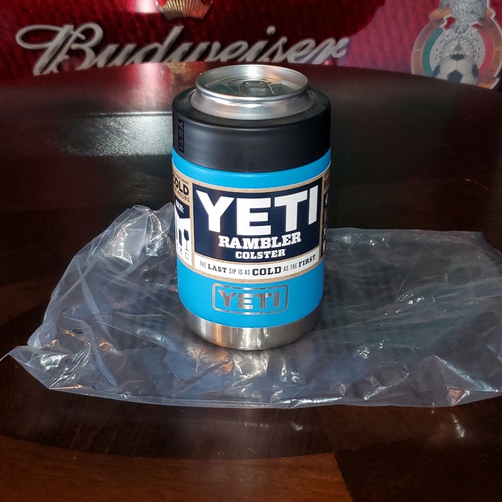 Yeti Rambler Colster tahoe blue